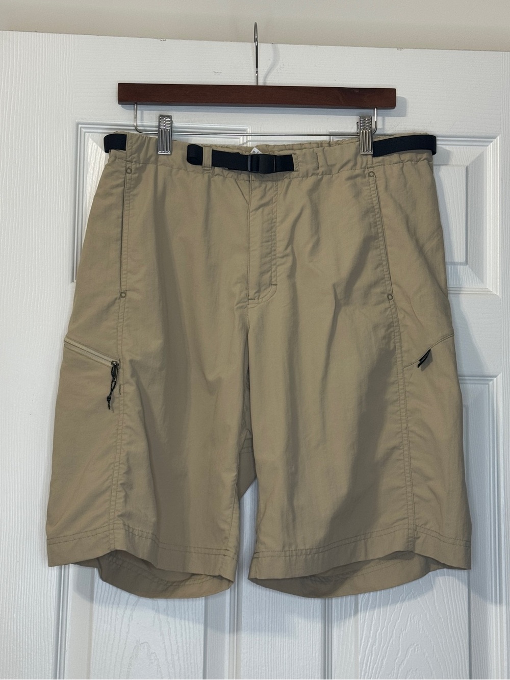 Patagonia men's belted hiking shorts size large